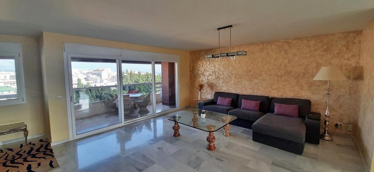 Penthouse With Private Pool, Hot Tub Jacuzzi With Sea Views And Chill-Out Zone, Close To The Sea Marbella Dış mekan fotoğraf