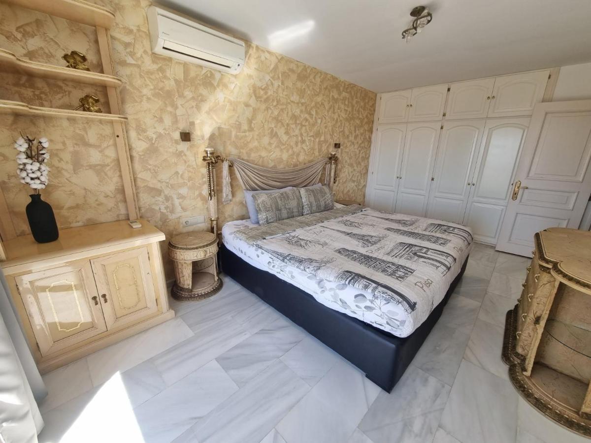 Penthouse With Private Pool, Hot Tub Jacuzzi With Sea Views And Chill-Out Zone, Close To The Sea Marbella Dış mekan fotoğraf