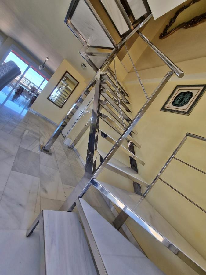 Penthouse With Private Pool, Hot Tub Jacuzzi With Sea Views And Chill-Out Zone, Close To The Sea Marbella Dış mekan fotoğraf
