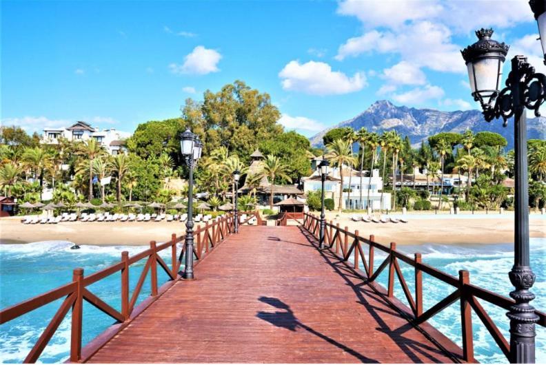 Penthouse With Private Pool, Hot Tub Jacuzzi With Sea Views And Chill-Out Zone, Close To The Sea Marbella Dış mekan fotoğraf